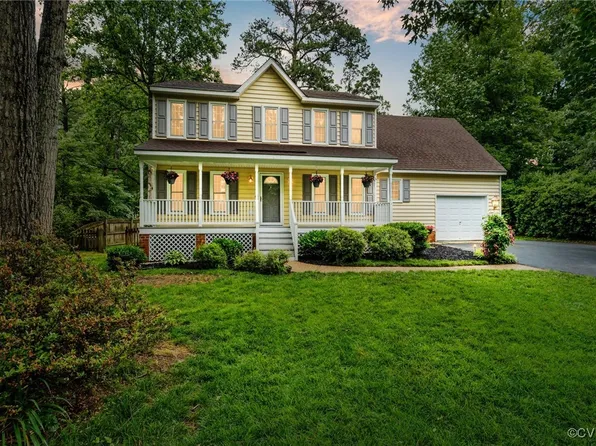 1513 Crawford Wood Dr, Midlothian, VA 23114