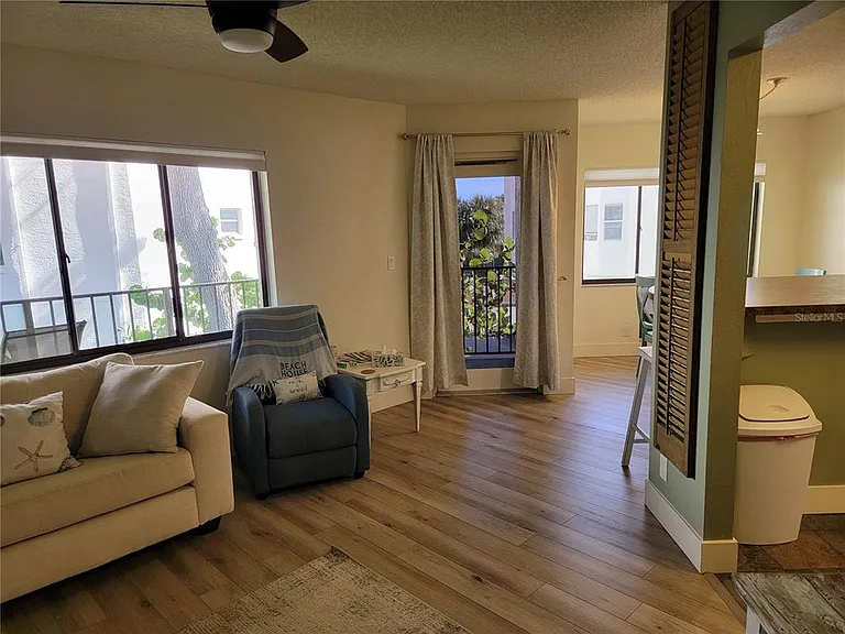 1515 Pinellas Bayway S #38 — Photo 22