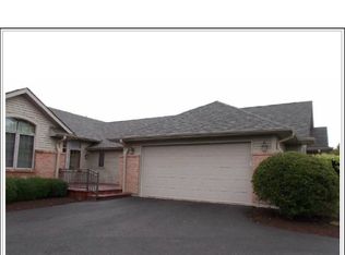 11361 Lindbergh Ln, Poplar Grove, IL 61065