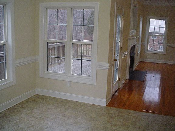 Breakfast nook and deck