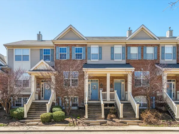 388 Bradbury Ln, Bartlett, IL 60103