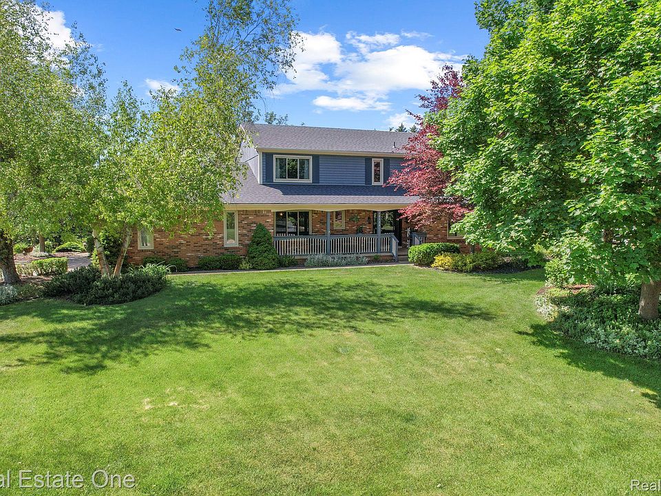 1st image of 10124 Royce Dr