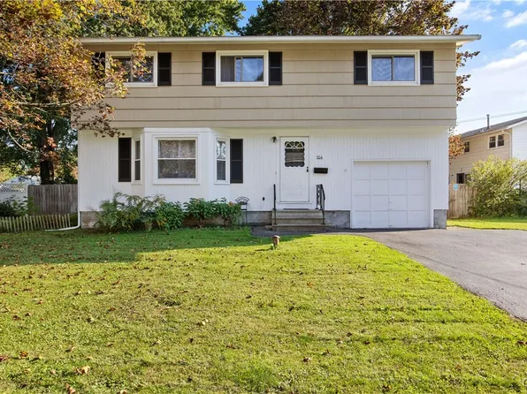 104 Meadow River Dr, Liverpool, NY 13090