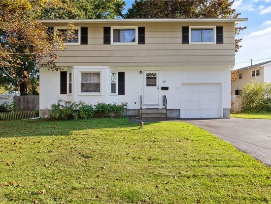 104 Meadow River Dr, Liverpool, NY 13090