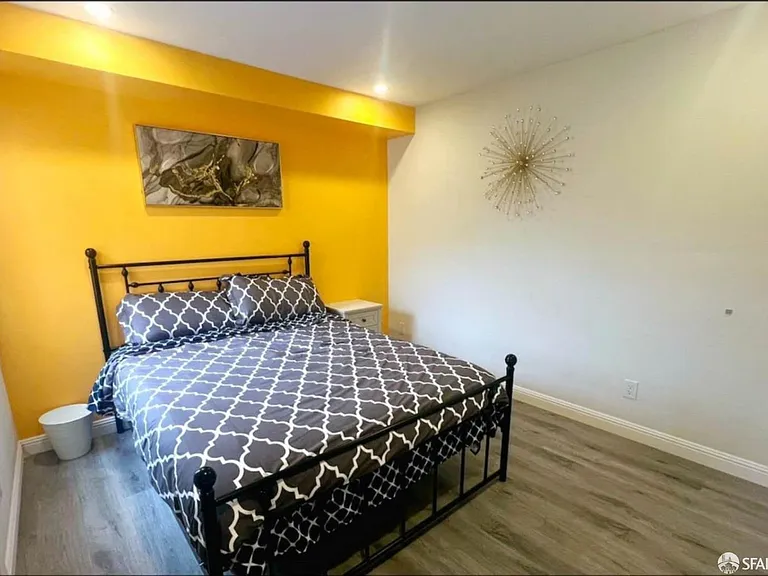 848 Girard St — Photo 12