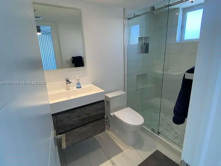7832 Collins Ave #201 — Photo 16