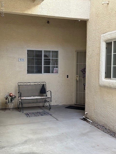2nd image of 1829 Cutlass Dr #1829