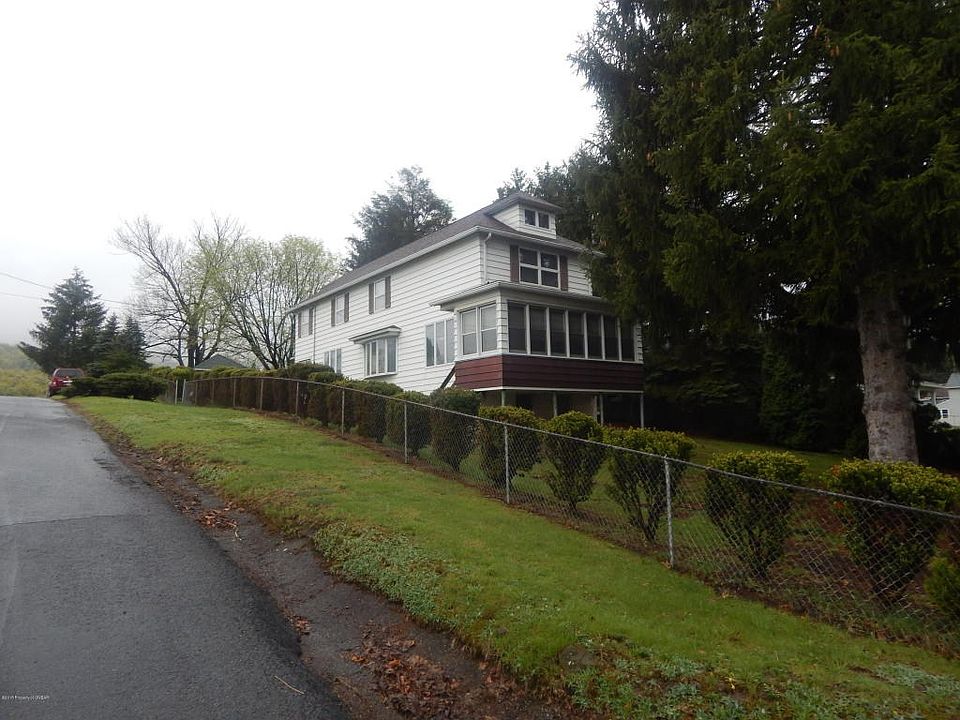 326 Boyle Street, Warrior Run