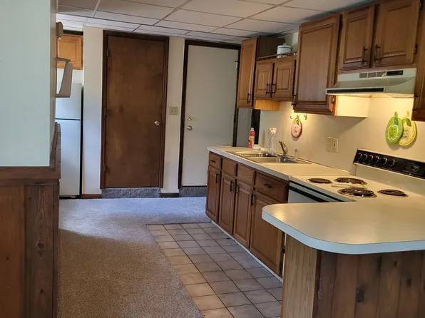 (undisclosed Address), Hazleton, PA 18202