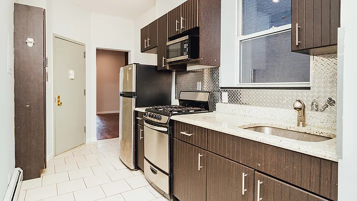 Rented by Compass | media 2