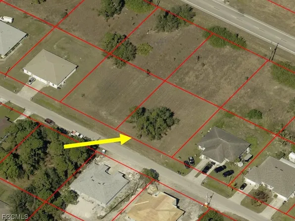 4520/4522 24th St SW, Lehigh Acres, FL 33973