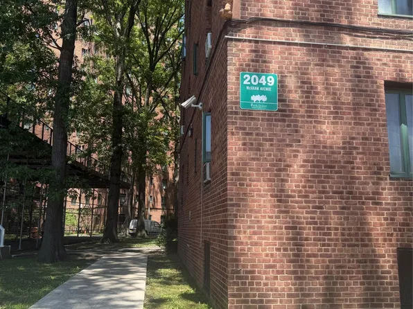 2049 McGraw Avenue #6H, Bronx, NY 10462