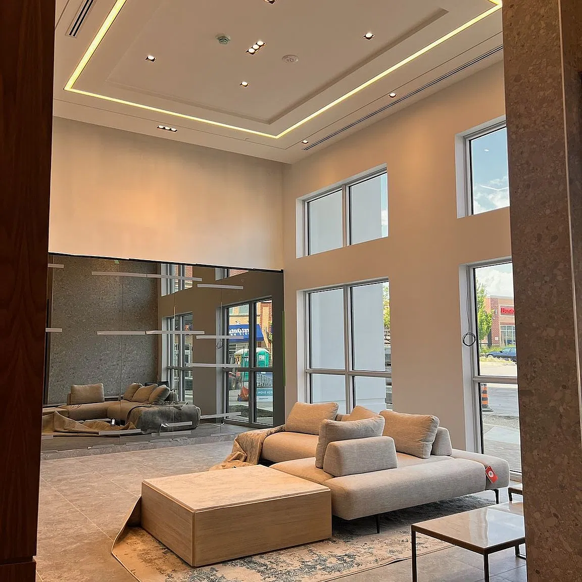 2 bed, $2,425 — Photo 4