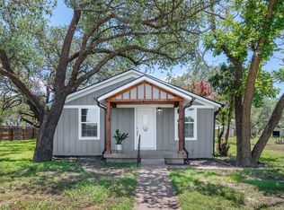 1019 W 11th St, Brady, TX 76825