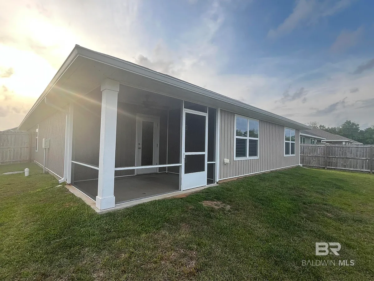 Building Photo - 12920 Prairie Field Dr