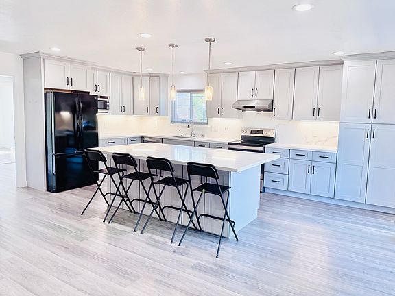 4th image of 1478 Goldrush Ct