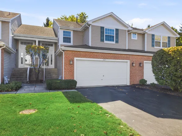 267 Weather Hill Dr, Willowbrook, IL 60527