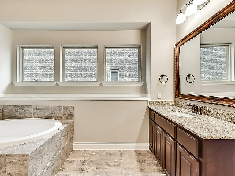 810 Elm Park Dr — Photo 20