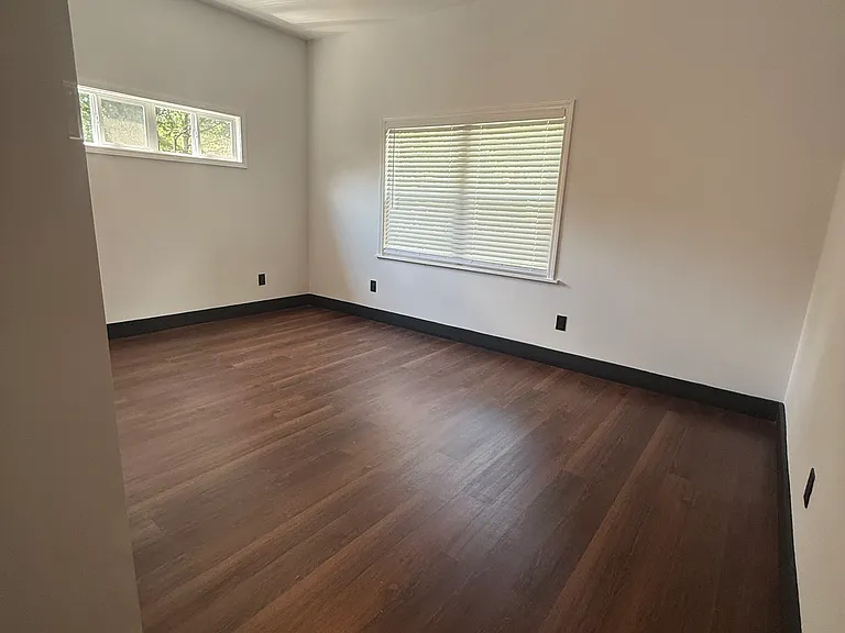 1073 Harwell St NW — Photo 31