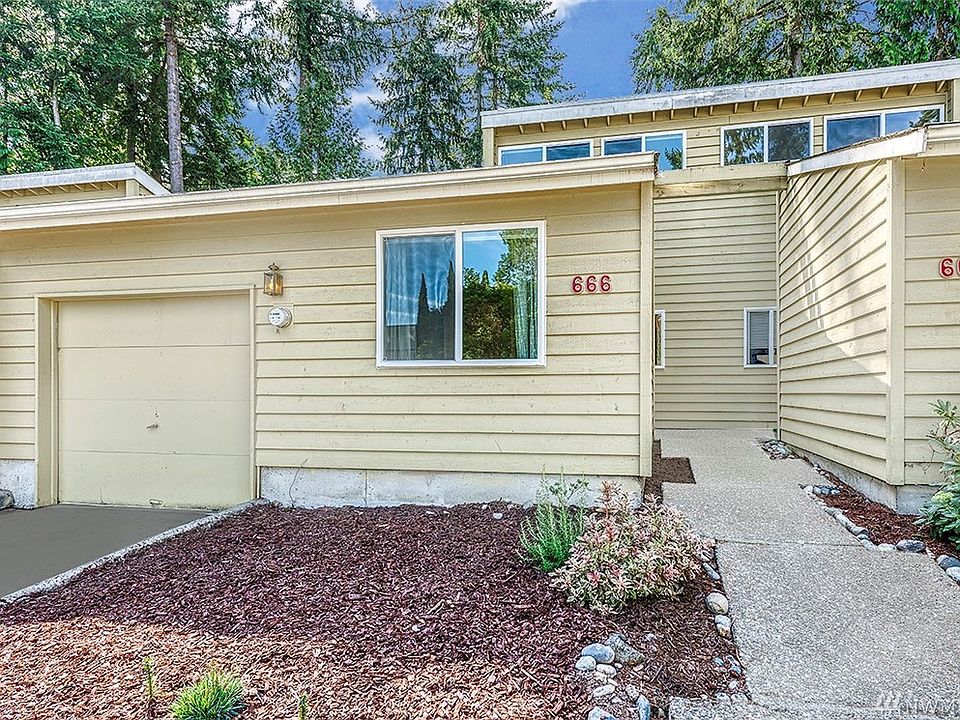 1st image of 666 156th Ave NE