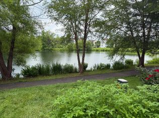 44004 Kings Arms Sq UNIT B, Ashburn, VA 20147