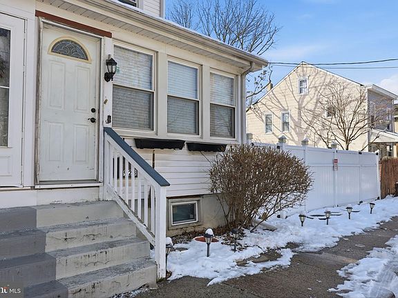 4th image of 921 Lyndale Ave #923