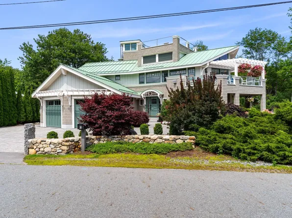 2 Cranberry Lane, Hampton, NH 03842