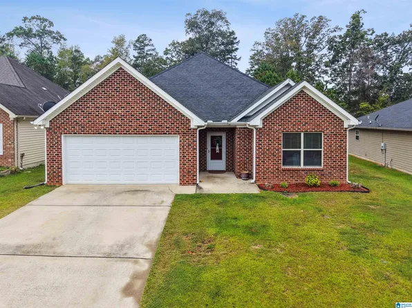 922 Brookstone Pl, Odenville, AL 35120