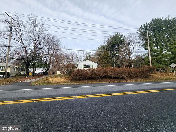 5th image of 5730 Ridge Rd