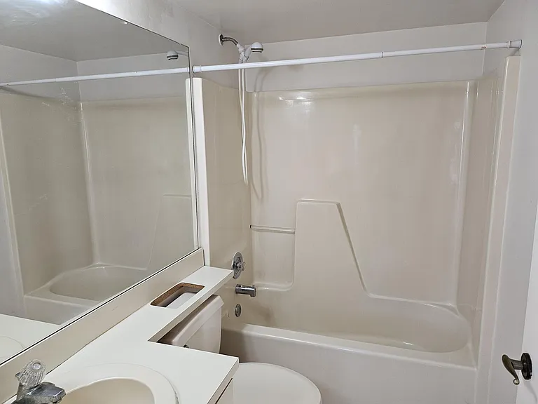 6134 Seven Springs Blvd #40D — Photo 9