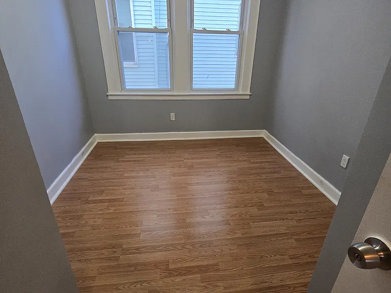 178 Osborne Ter #2 — Photo 7