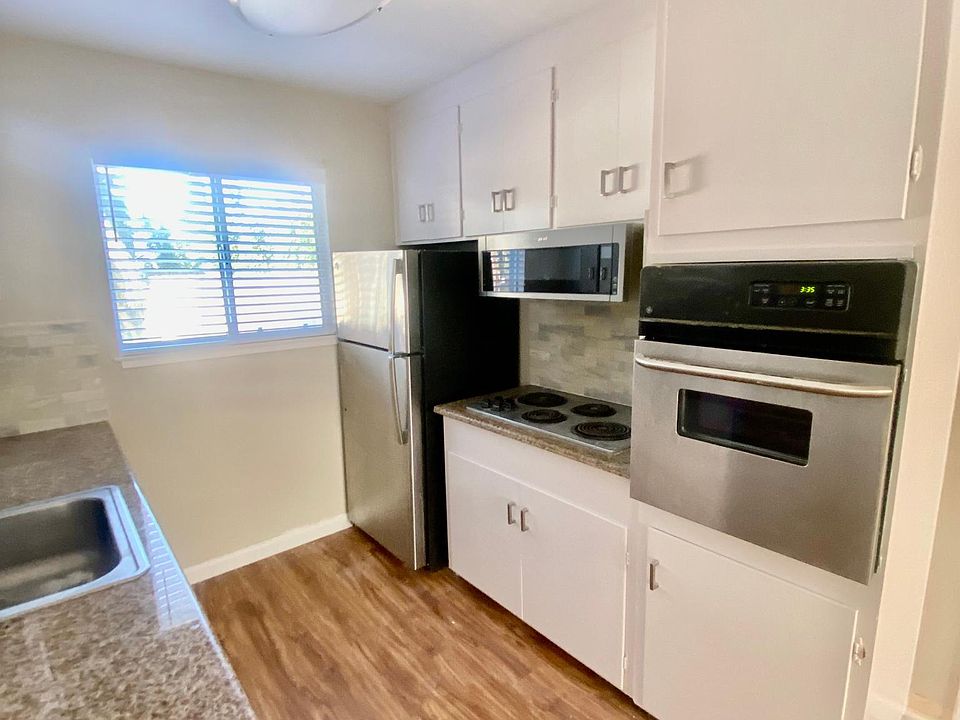 1st image of 255 Mariposa Ave APT 3
