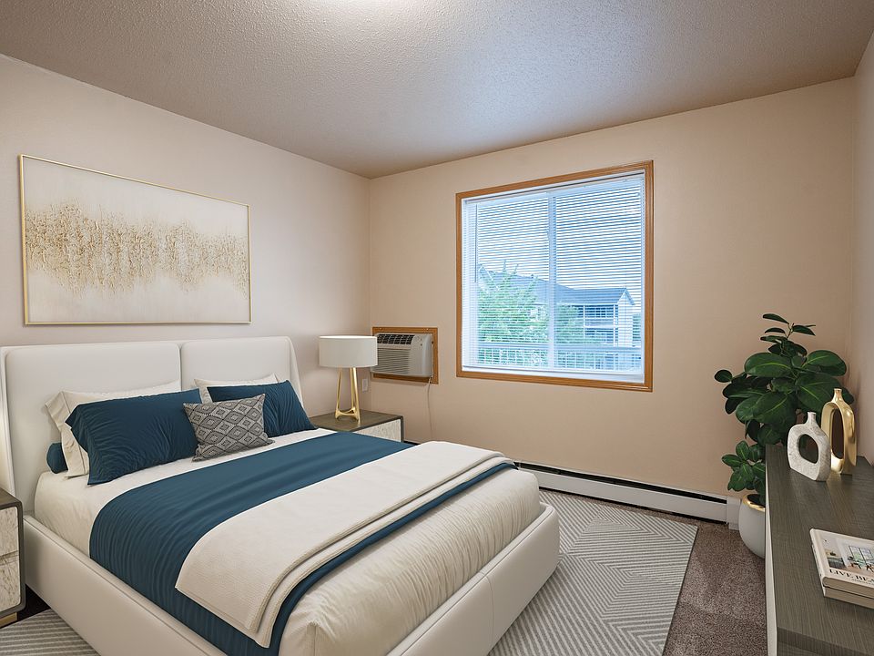 Fargo, ND West Lake Apartments | Bedroom