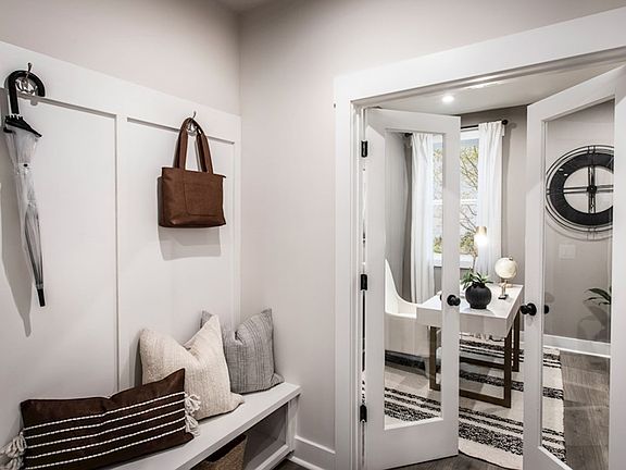 Tucker II Mudroom