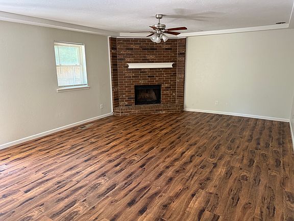 2nd image of 7224 Walnut Creek Dr