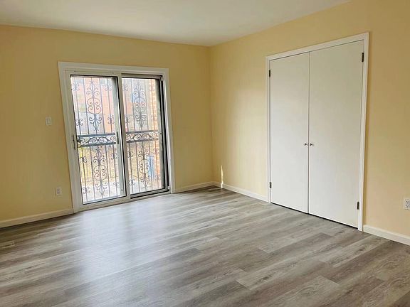 2nd image of 7716 168th St Floor 1