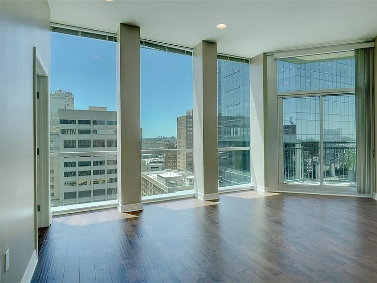 500 Throckmorton St #1507 — Photo 14