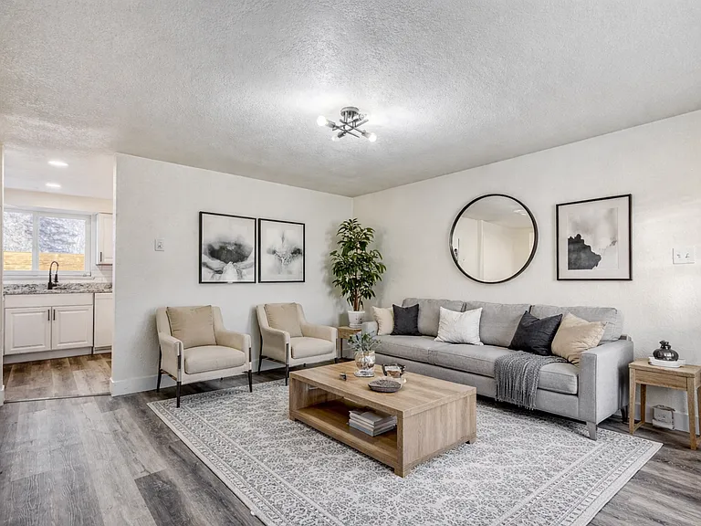 1679 Reed St — Photo 3