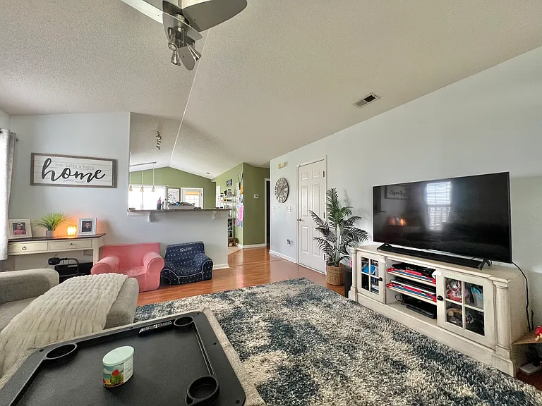 522 Foxfield Ct — Photo 14