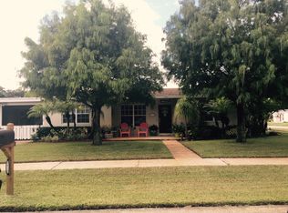 1415 Lake Erie Dr, Lake Worth, FL 33461
