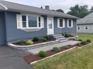 8 Bonnie Dr, Farmington, CT 06032