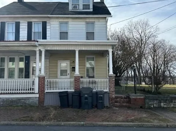 406 N 3rd St, Steelton, PA 17113