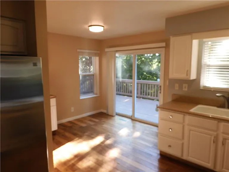 3025 Wolf Creek Way — Photo 8