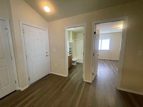 4th image of 6227 W Tierra Ln APT 203