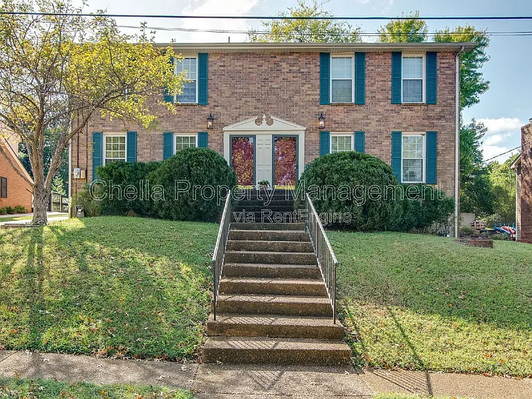 2615 Habersham Ave — Photo 2