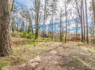 926 Devine Cir #36, Atlanta, GA 30319