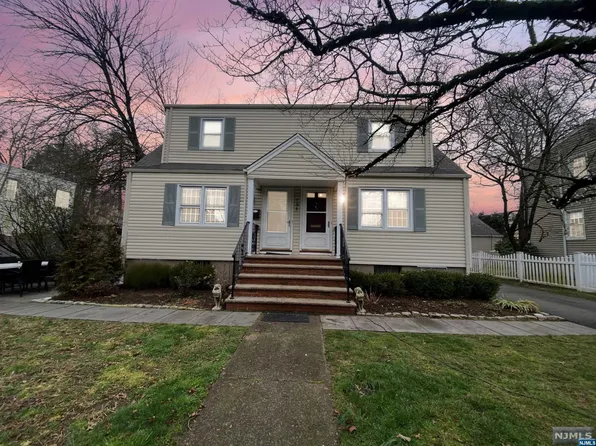 195 Godwin Ave, Ridgewood, NJ 07450