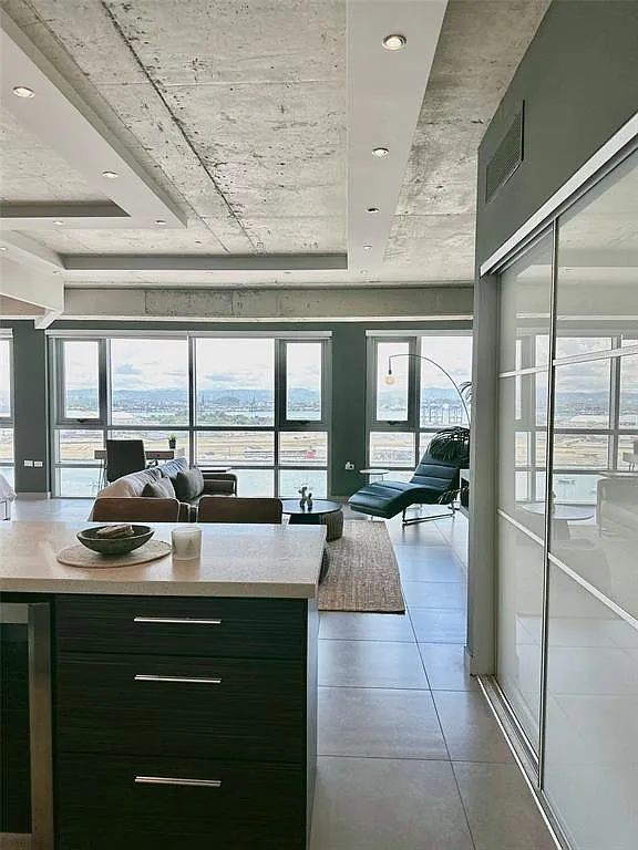 Photo 2 of 28 - 404 Constitucion Ave #1706 - San Juan, PR Building Photo - 404 Constitucion Ave #1706