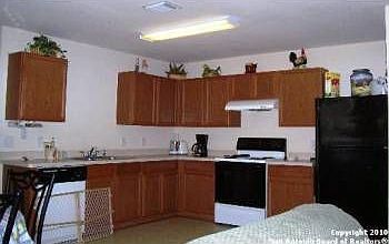 3rd image of 3015 Pedernales Dr