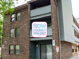 506 W Elm